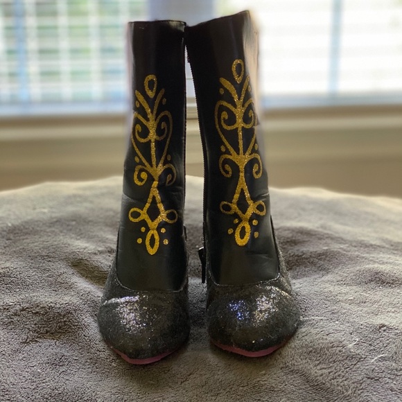 Disney Frozen Anna Boots 7/8 - Picture 1 of 5